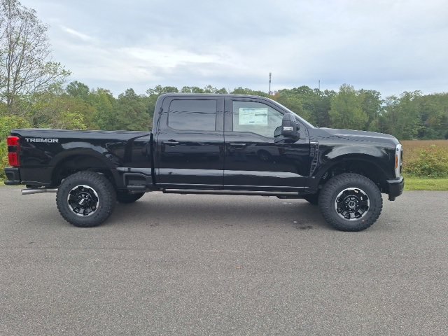 New 2026 Ford F250 Lariat image 2