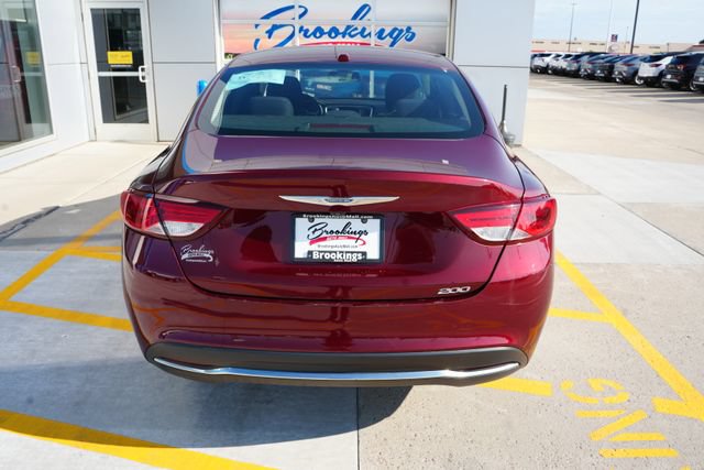 Used 2015 Chrysler 200 Limited w/ Comfort Group FWD image 33