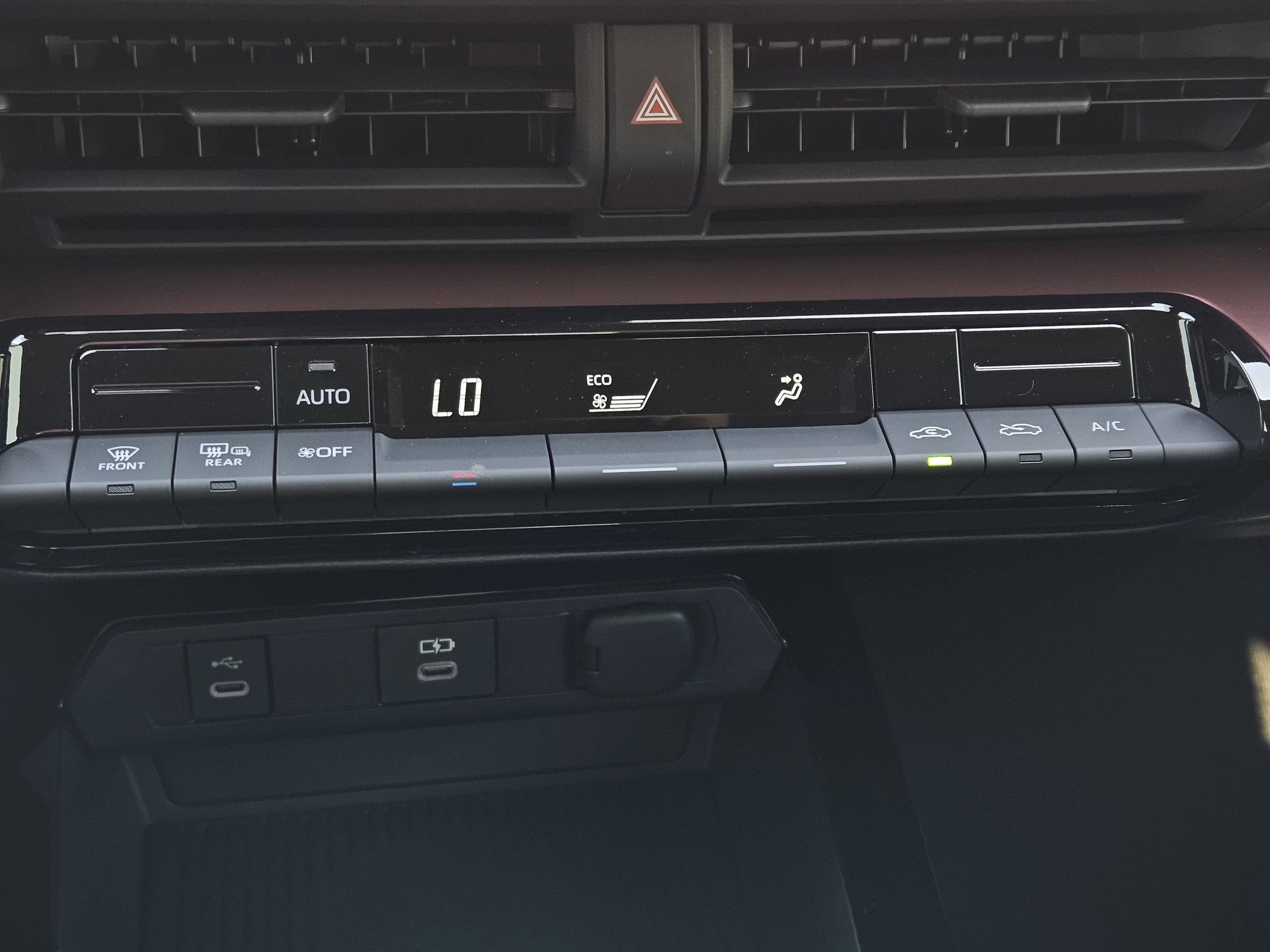 New 2026 Toyota Prius Plug-In Hybrid image 15