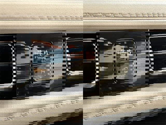 Used 2021 Lincoln Aviator Reserve w/ Elements Package Plus image 20