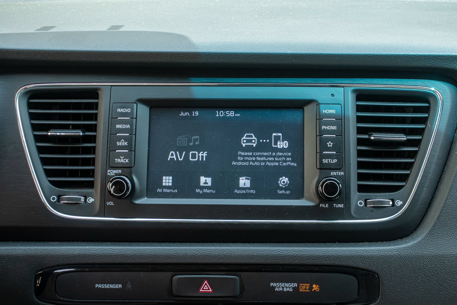 Used 2021 Kia Sedona LX FWD image 17
