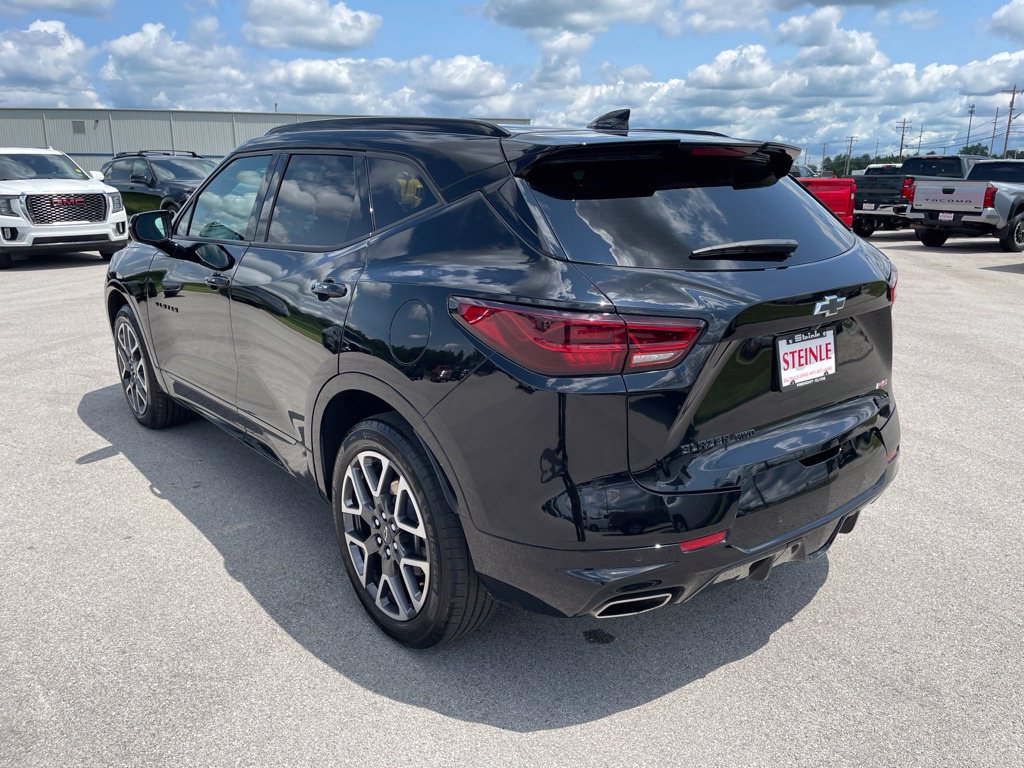 Used 2025 Chevrolet Blazer RS w/ Enhanced Convenience Package AWD/4WD image 5