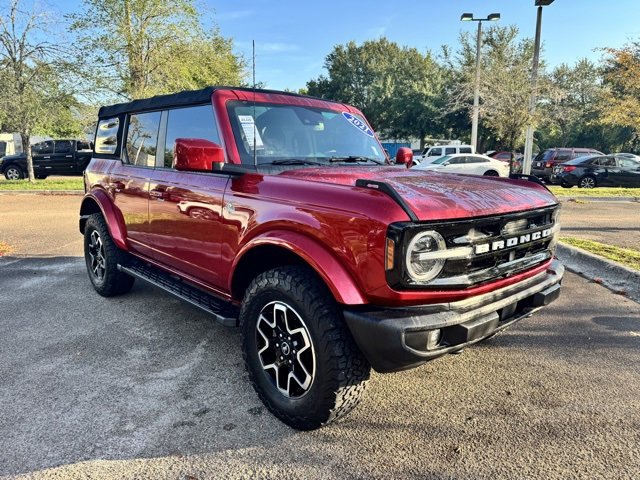 Used 2021 Ford Bronco Outer Banks image 1