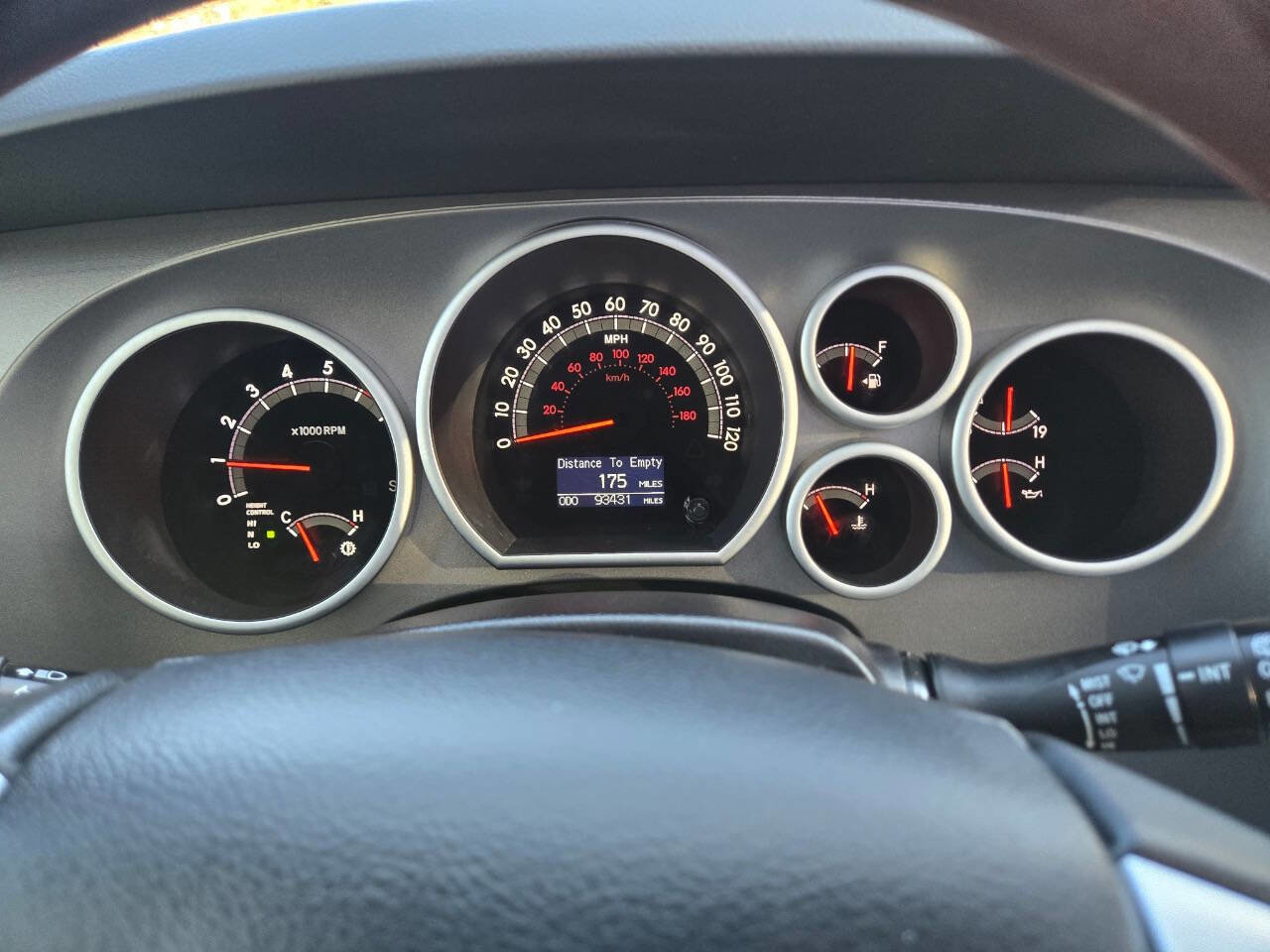 Used 2016 Toyota Sequoia Platinum image 24