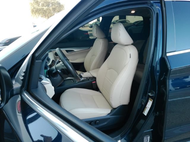 Used 2020 INFINITI QX50 Luxe w/ Navigation Package FWD image 14