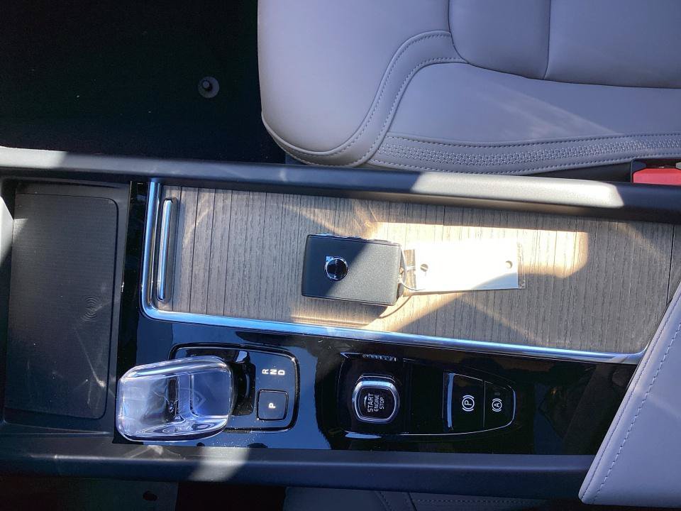New 2027 Volvo XC60 B5 Plus AWD/4WD image 34