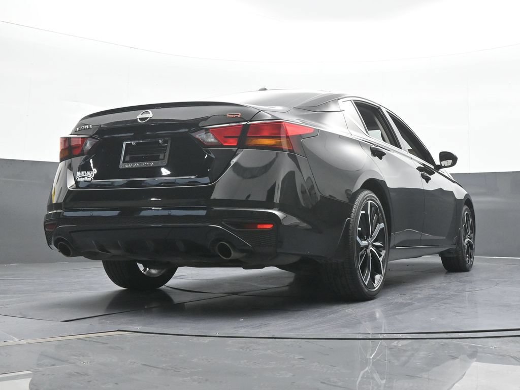 Used 2024 Nissan Altima 2.5 SR FWD image 55