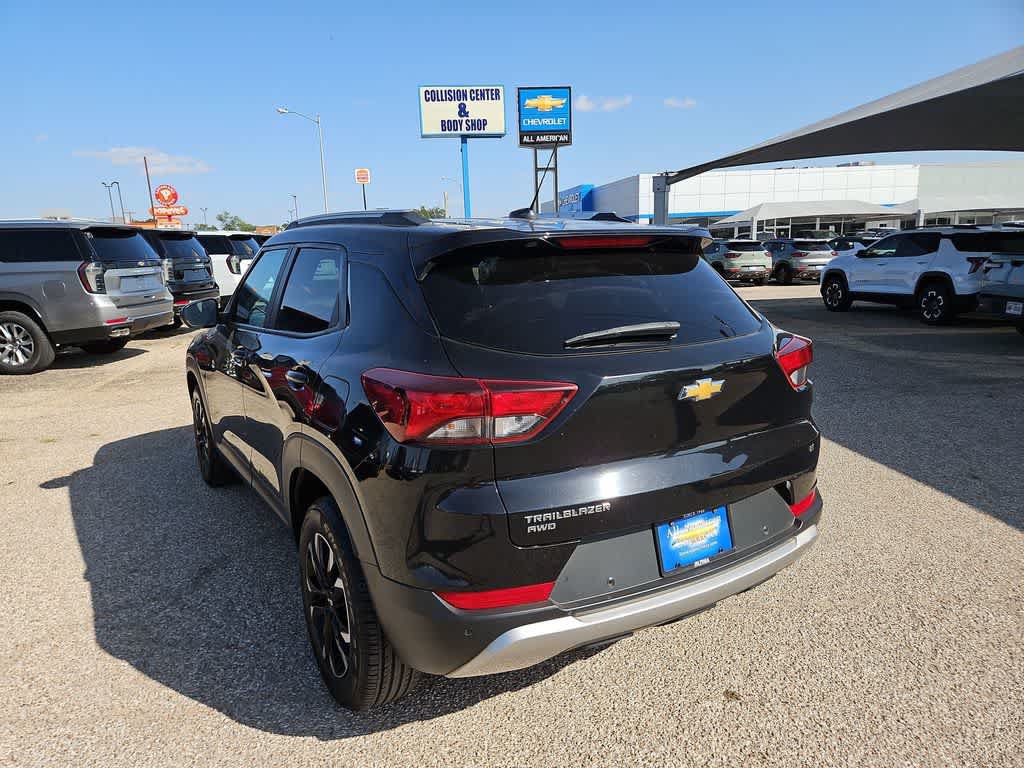Used 2023 Chevrolet TrailBlazer LT w/ Convenience Package AWD/4WD image 6