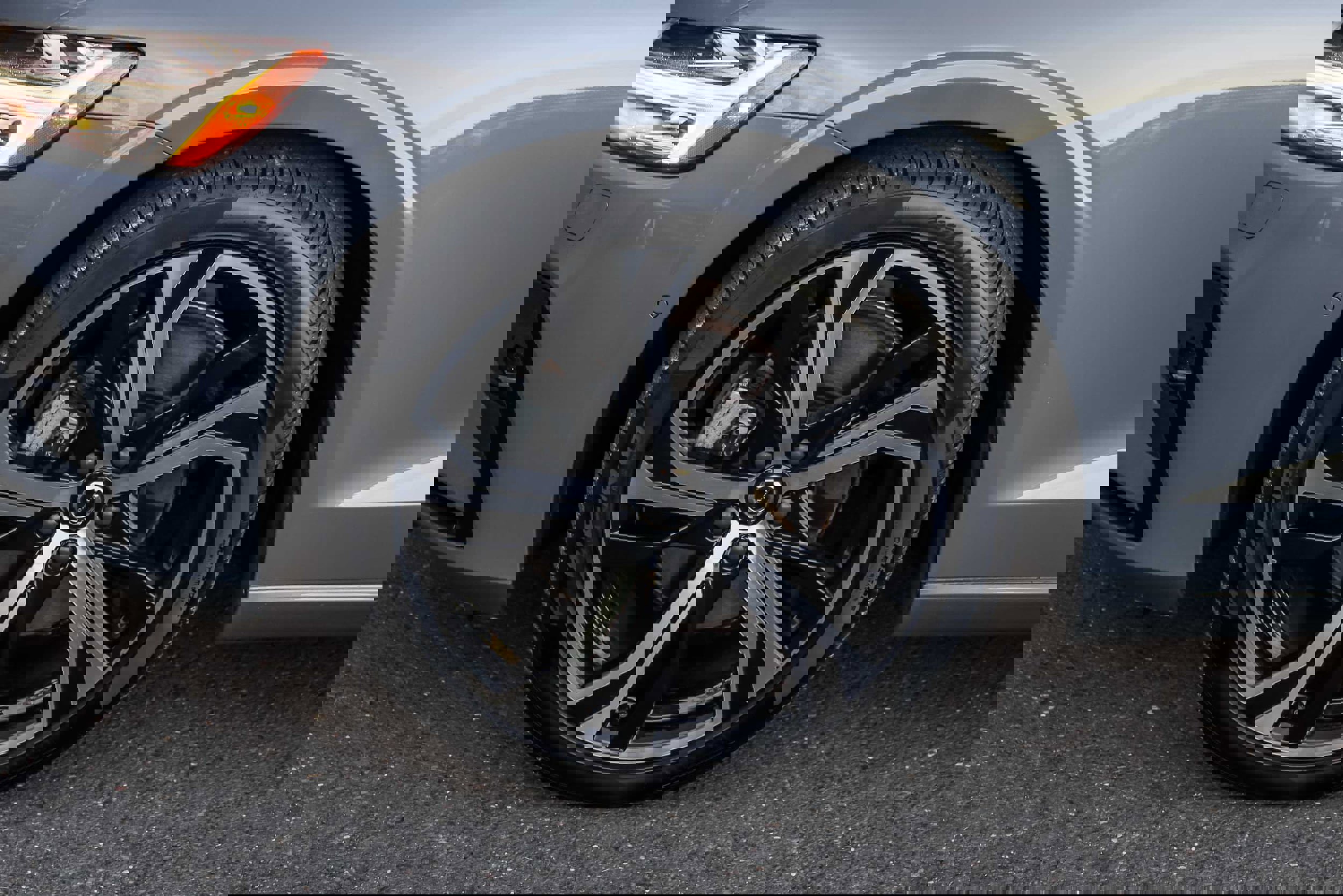 Used 2023 Volvo S60 B5 Plus w/ Climate Package image 12