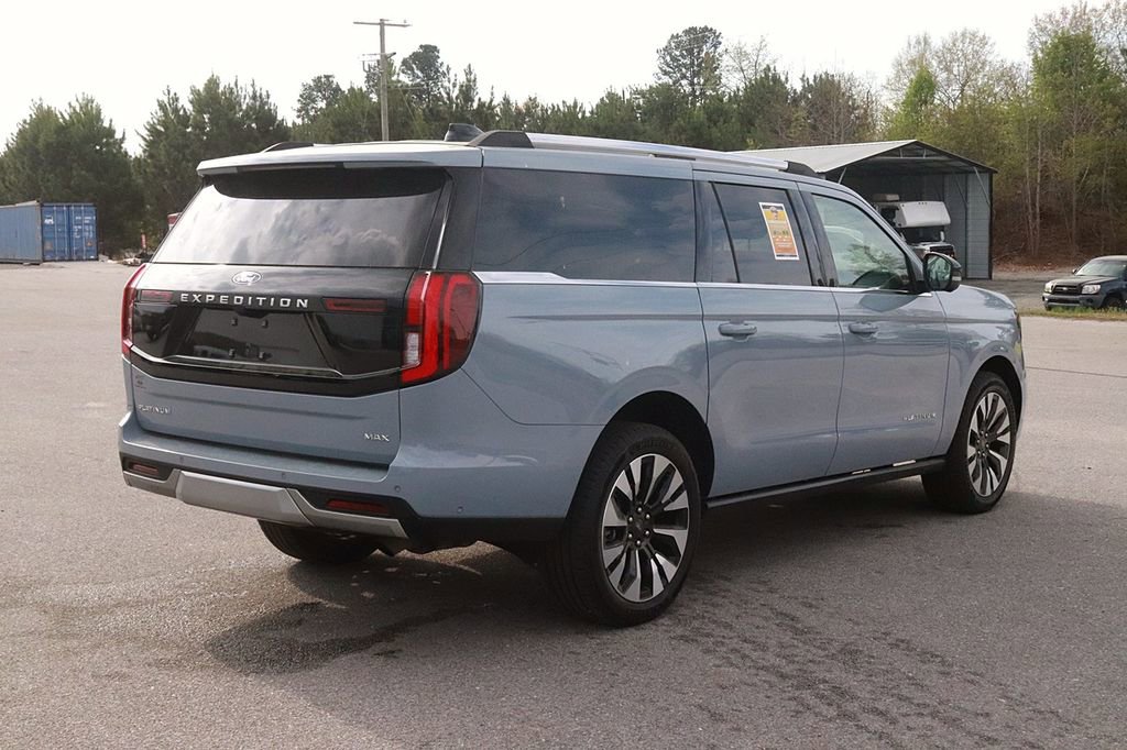 Used 2025 Ford Expedition Max Platinum w/ Driver's Package AWD/4WD image 7