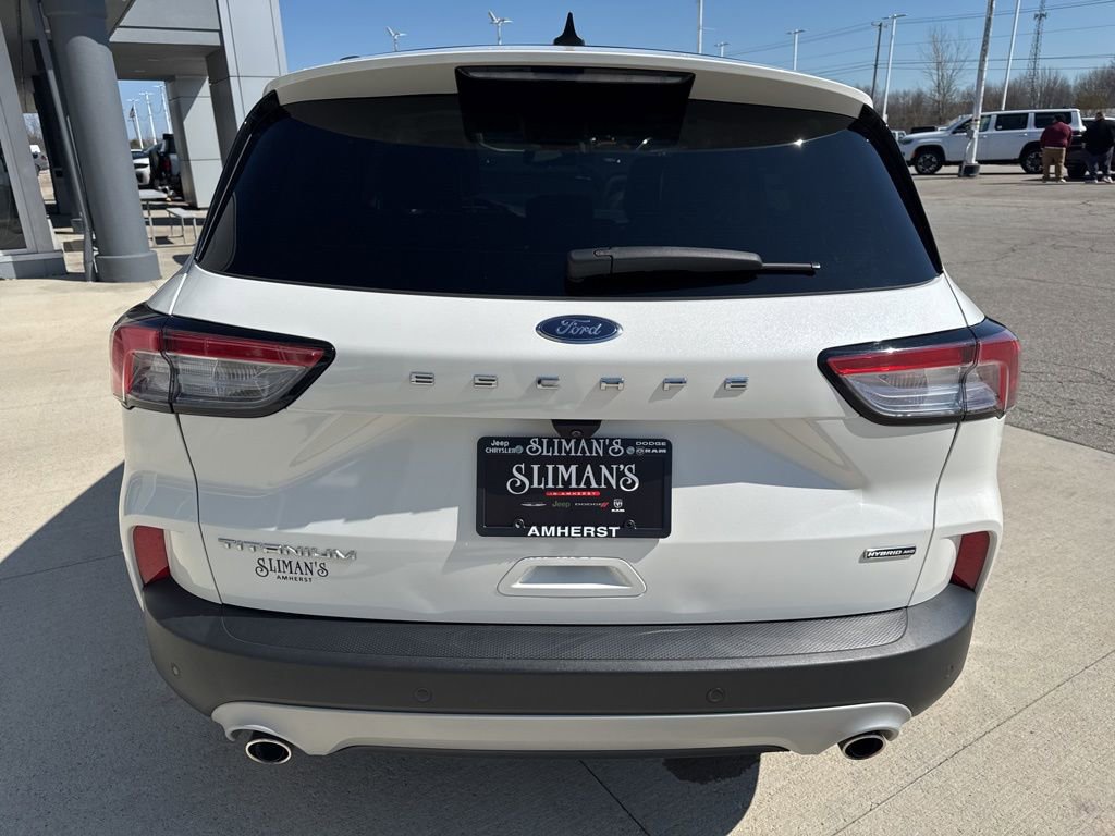 Used 2022 Ford Escape Titanium image 6