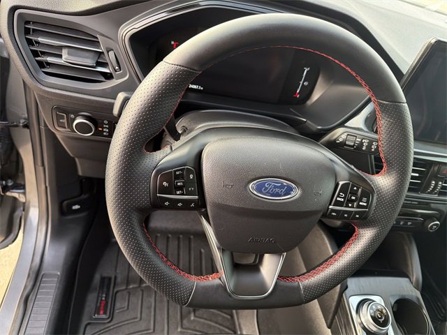 Used 2023 Ford Escape ST-Line w/ Tech Pack #1 image 16