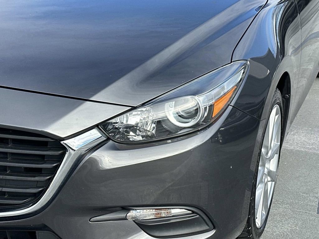 Used 2017 MAZDA MAZDA3 Touring image 8