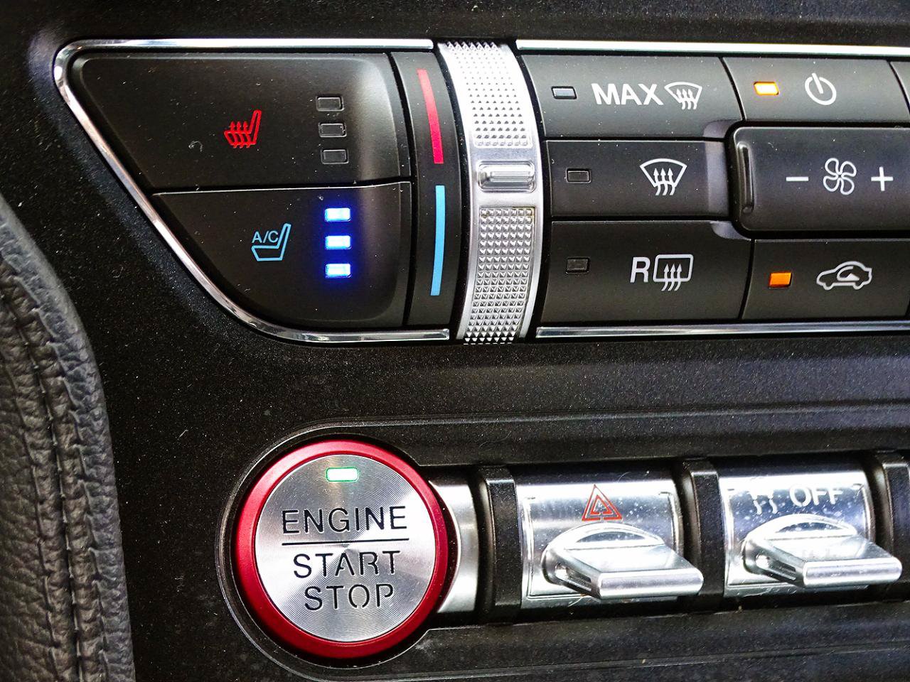 Used 2019 Ford Mustang GT Premium w/ GT Performance Package RWD image 36