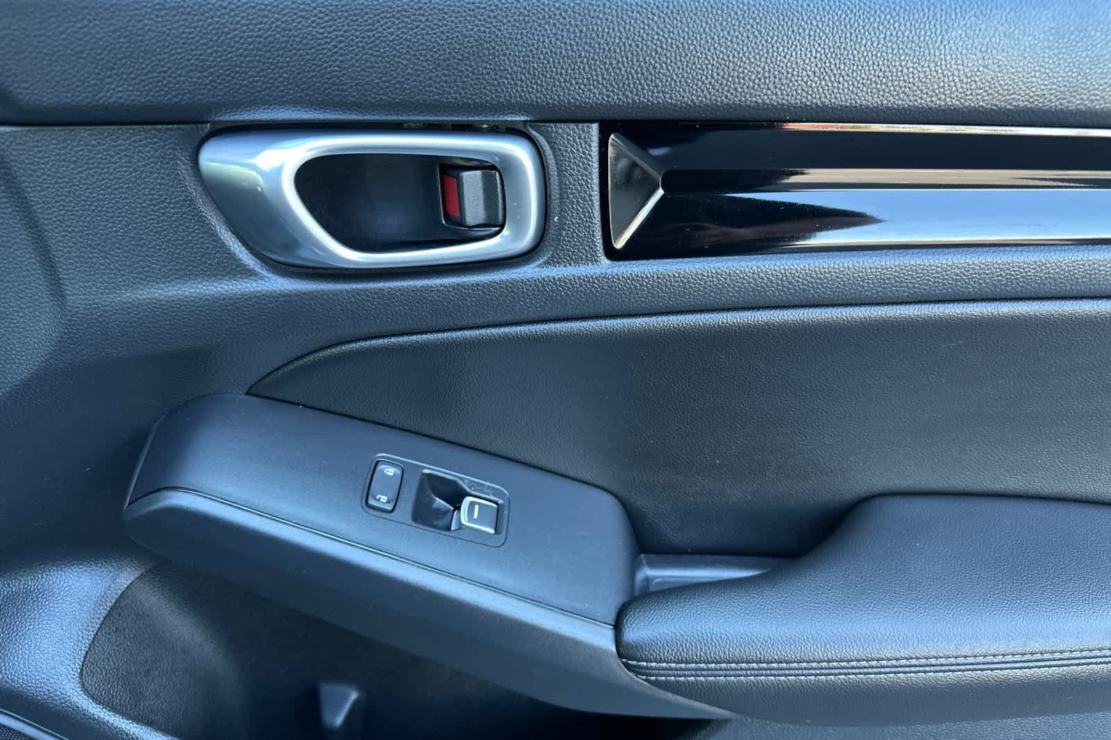 Used 2023 Honda Civic EX-L image 17