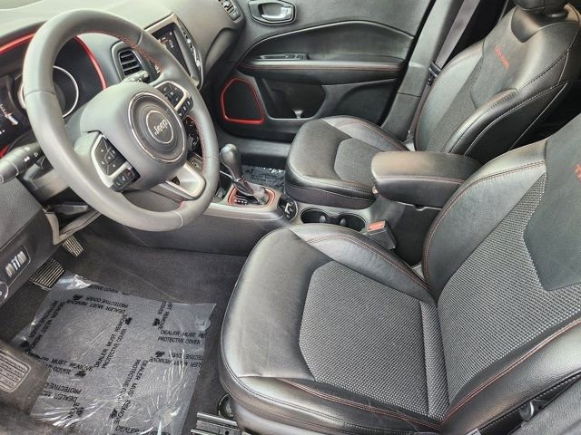 Used 2021 Jeep Compass Trailhawk image 4