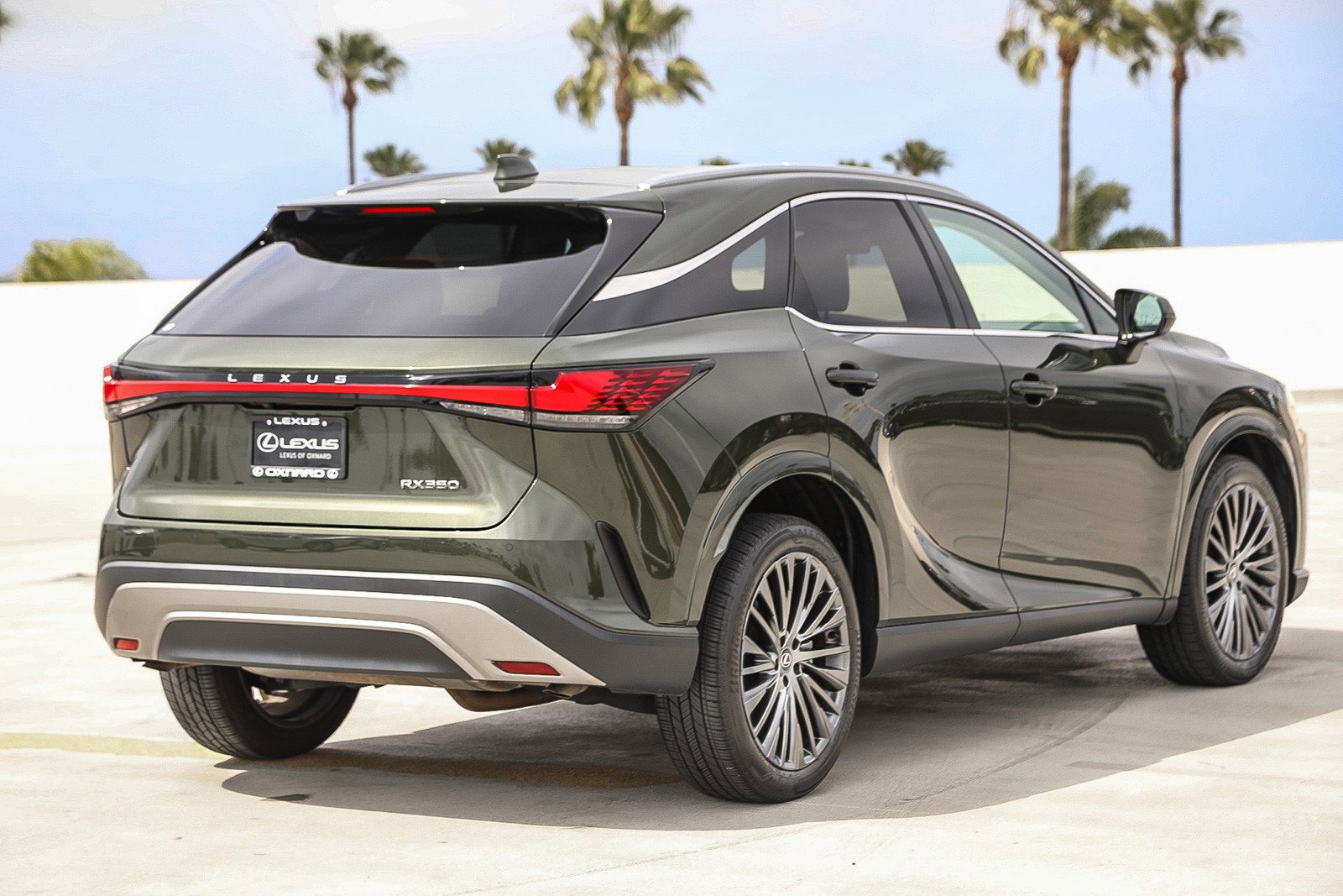 Used 2023 Lexus RX 350 FWD w/ Cold Area Package image 7