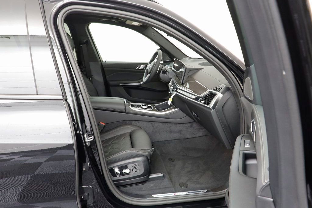 New 2026 BMW X5 M60i w/ Executive Package image 20