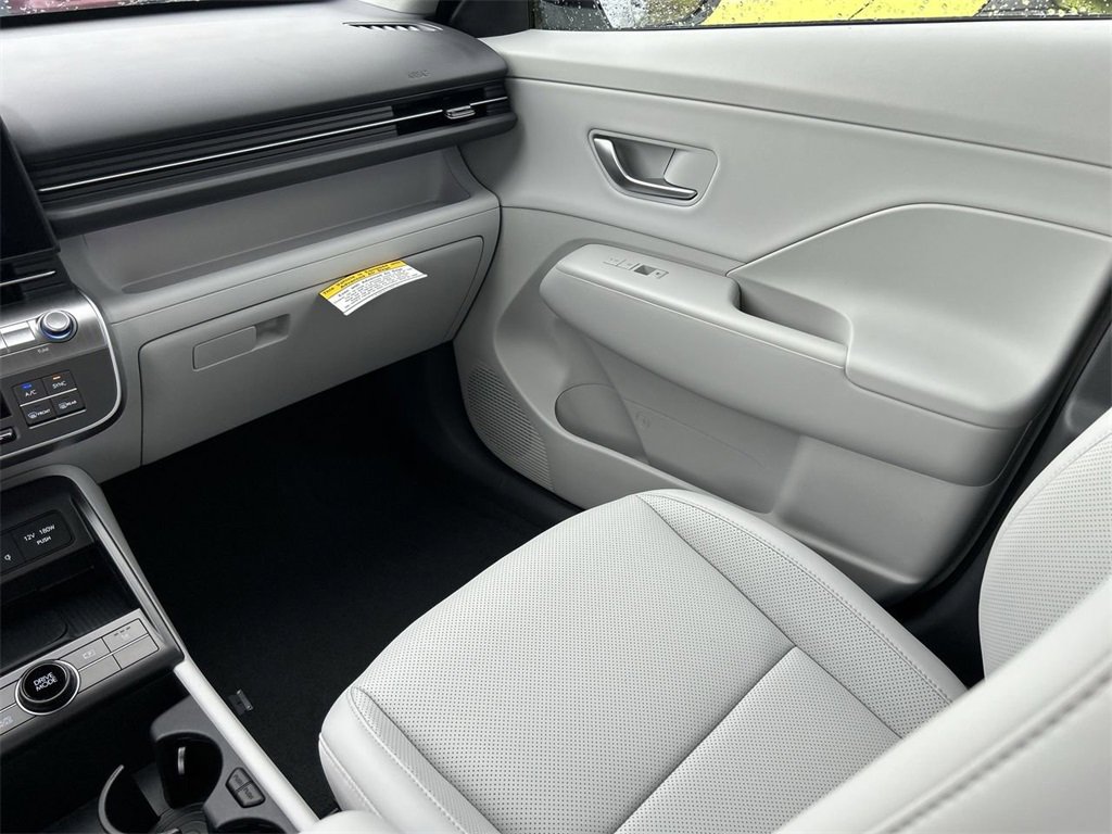 New 2026 Hyundai Kona SEL Premium image 6