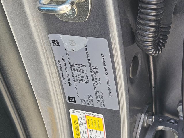 Used 2021 Chevrolet Suburban RST w/ Luxury Package image 24