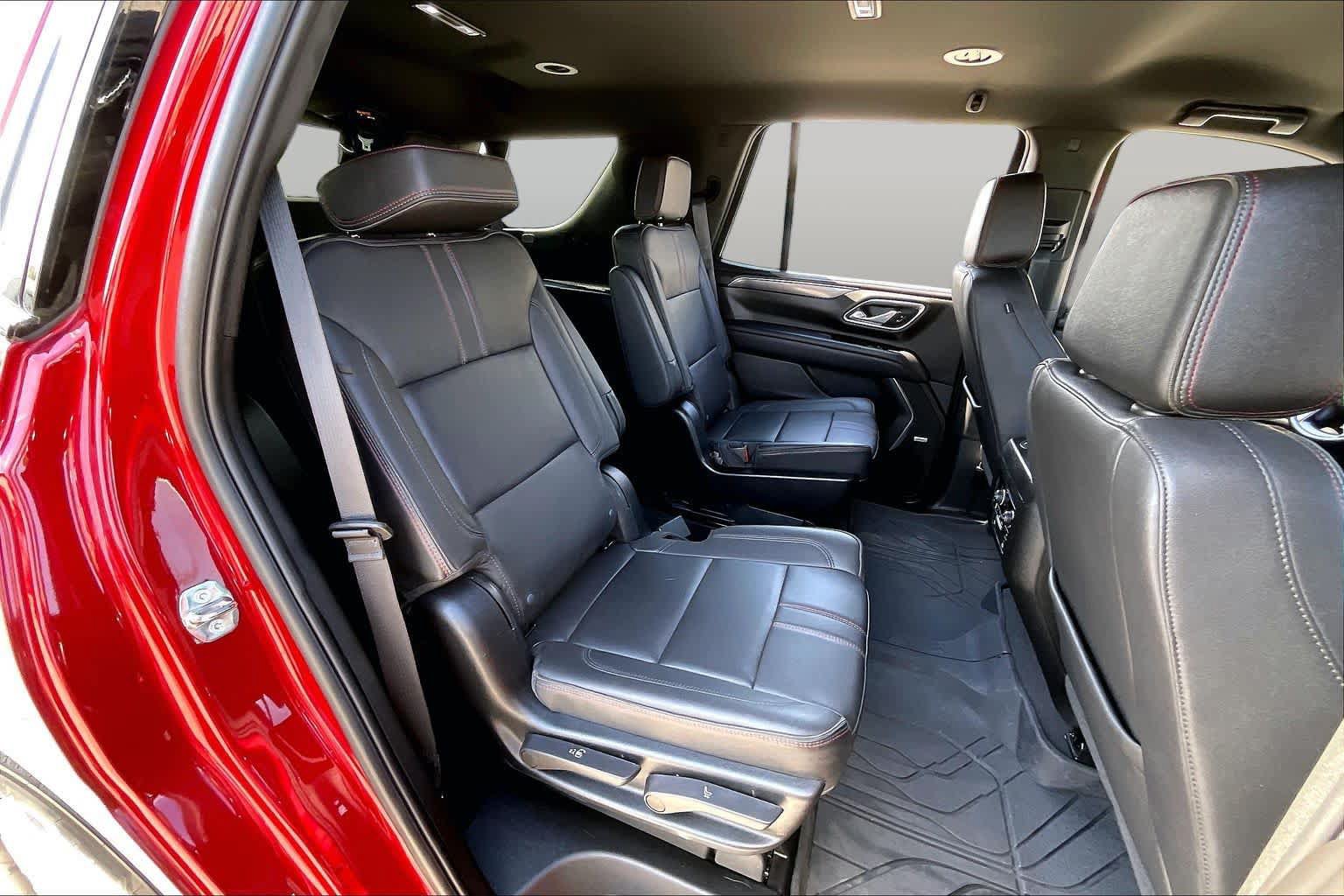Used 2023 Chevrolet Tahoe RST w/ Luxury Package RWD image 19