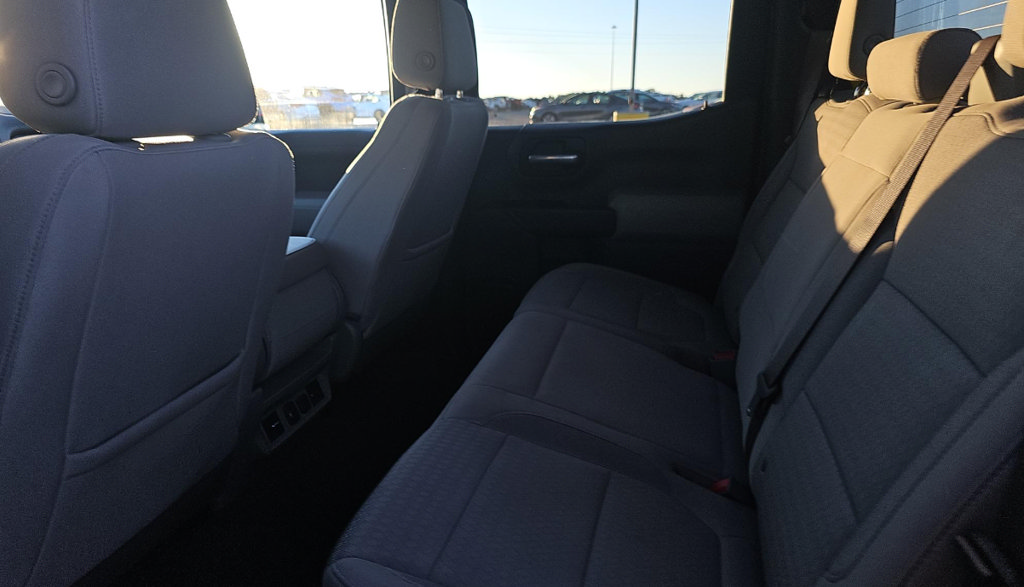 Used 2019 Chevrolet Silverado 1500 LT w/ All-Star Edition AWD/4WD image 10