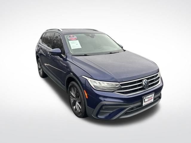 Used 2022 Volkswagen Tiguan SE image 8