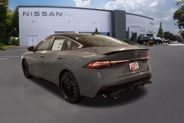 New 2026 Nissan Sentra SR w/ SR Premium Package FWD image 4