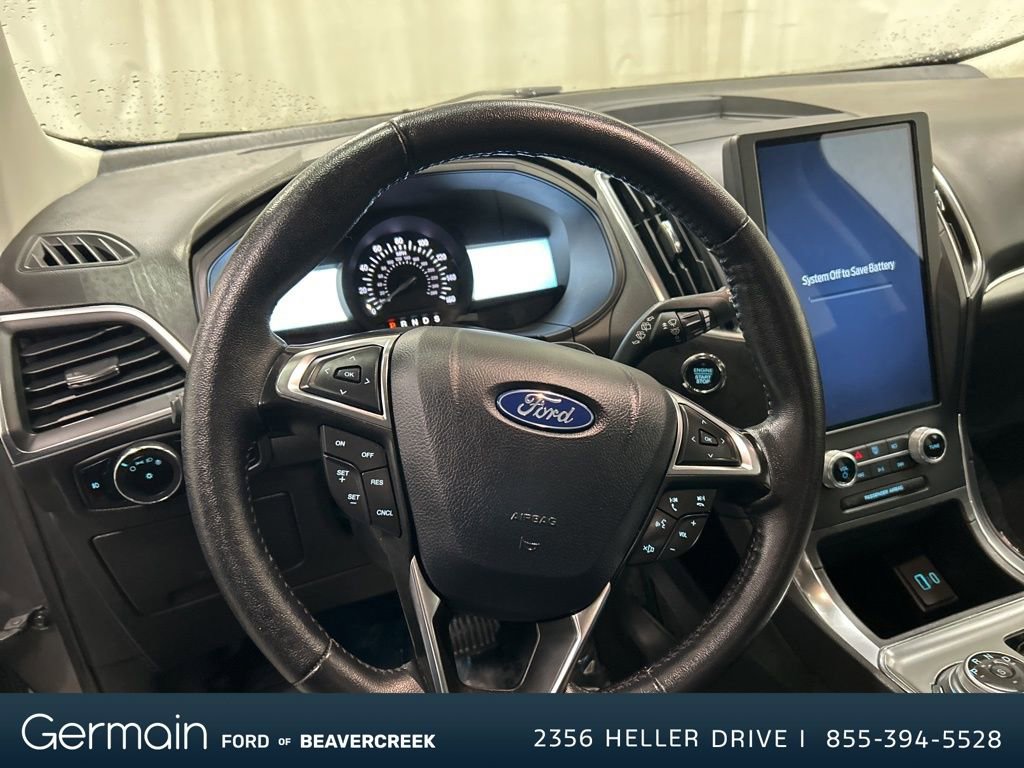 Used 2024 Ford Edge Titanium image 18