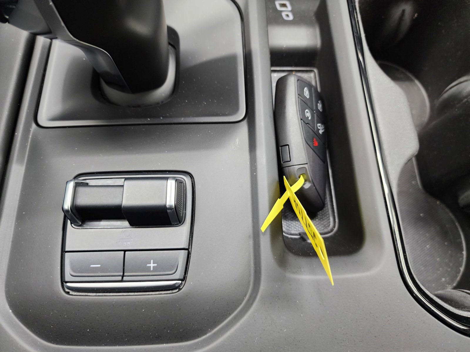 Used 2024 GMC Sierra 1500 AT4X image 16