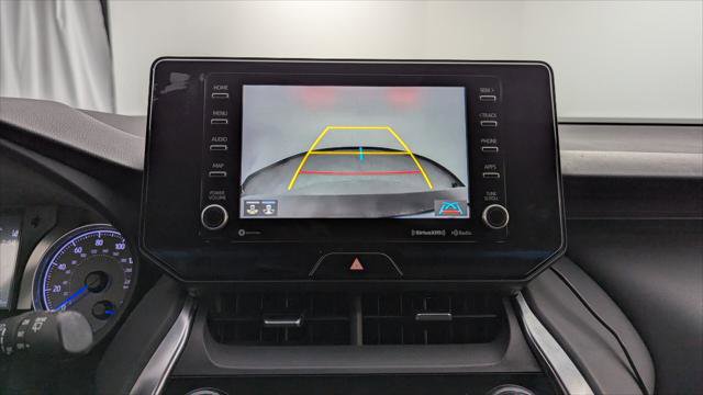 Used 2021 Toyota Venza LE image 30