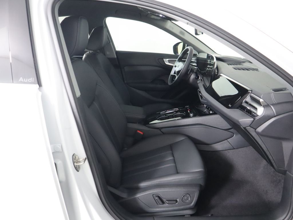 Used 2025 Audi A5 2.0T Premium Plus Sedan w/ Premium Plus image 23