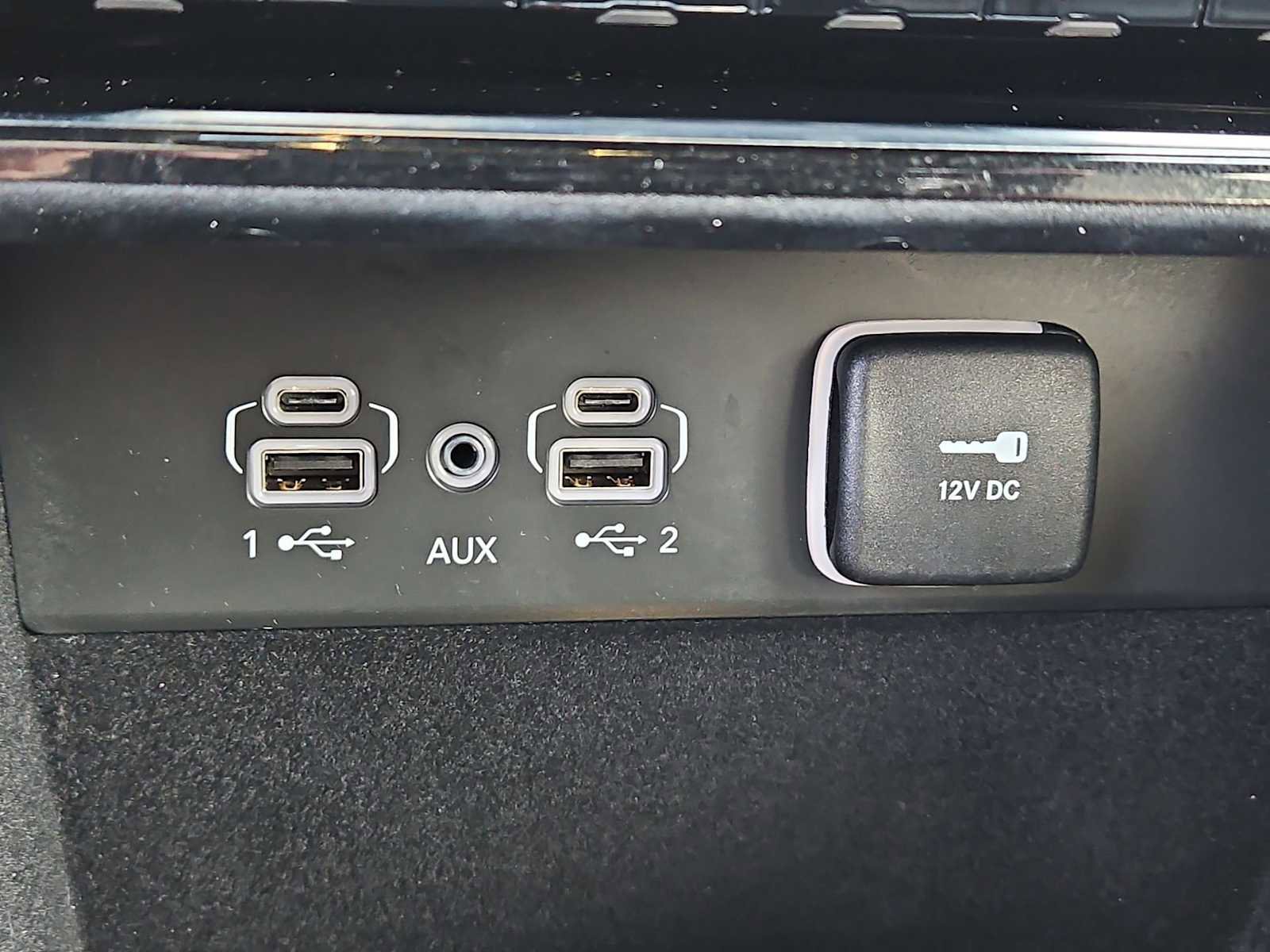 Used 2023 Jeep Grand Cherokee L Overland image 33