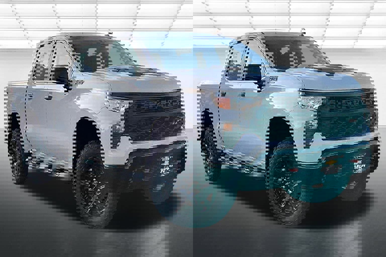 New 2026 Chevrolet Silverado 1500 Custom Trail Boss w/ LPO, Dark Essentials Package