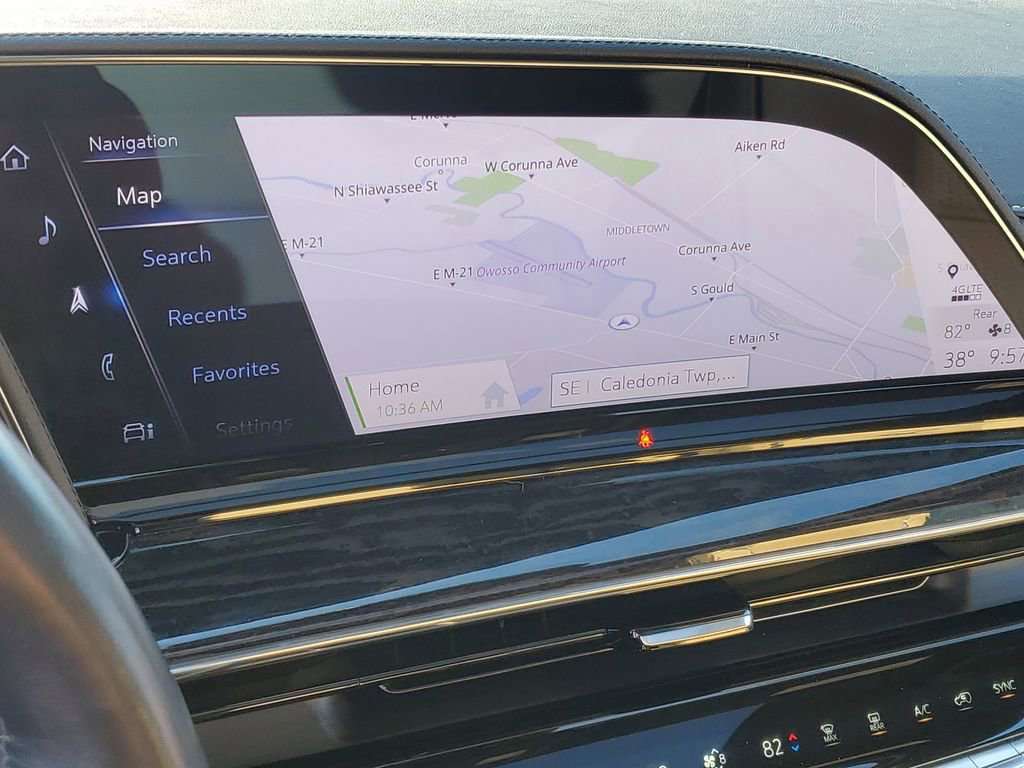 Used 2022 Cadillac Escalade Premium Luxury image 18