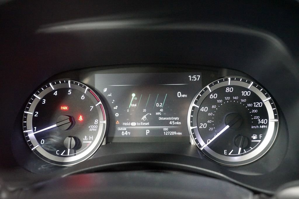 Used 2023 Toyota Highlander XLE image 15