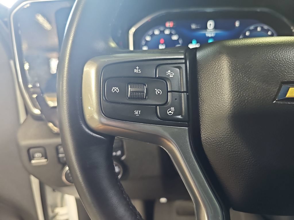 Used 2024 Chevrolet Silverado 1500 LT AWD/4WD image 16