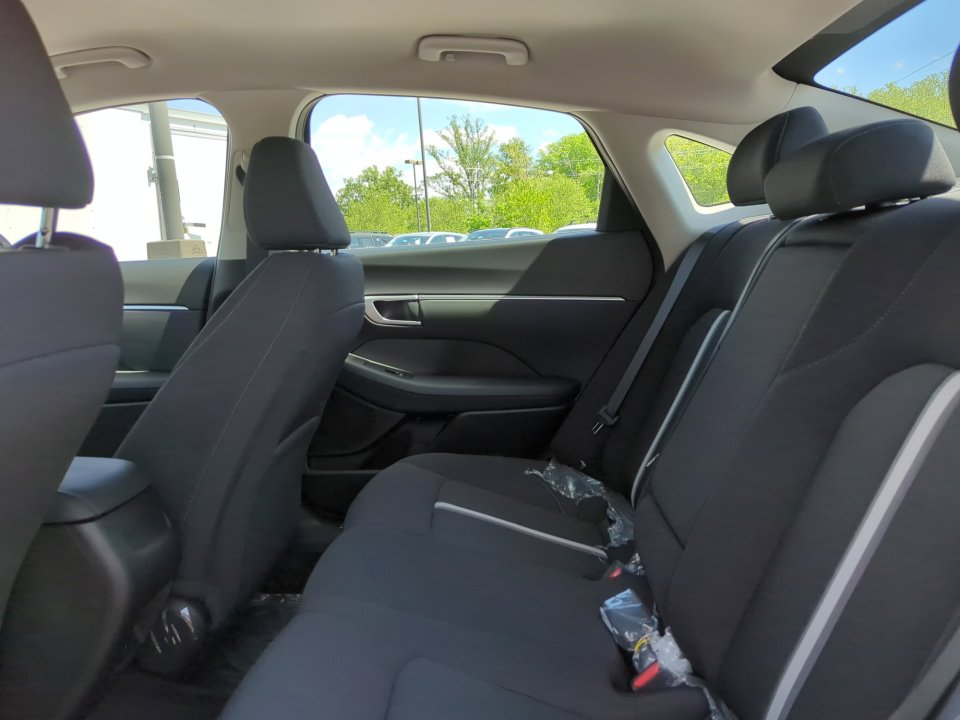 New 2026 Hyundai Sonata SEL FWD image 26