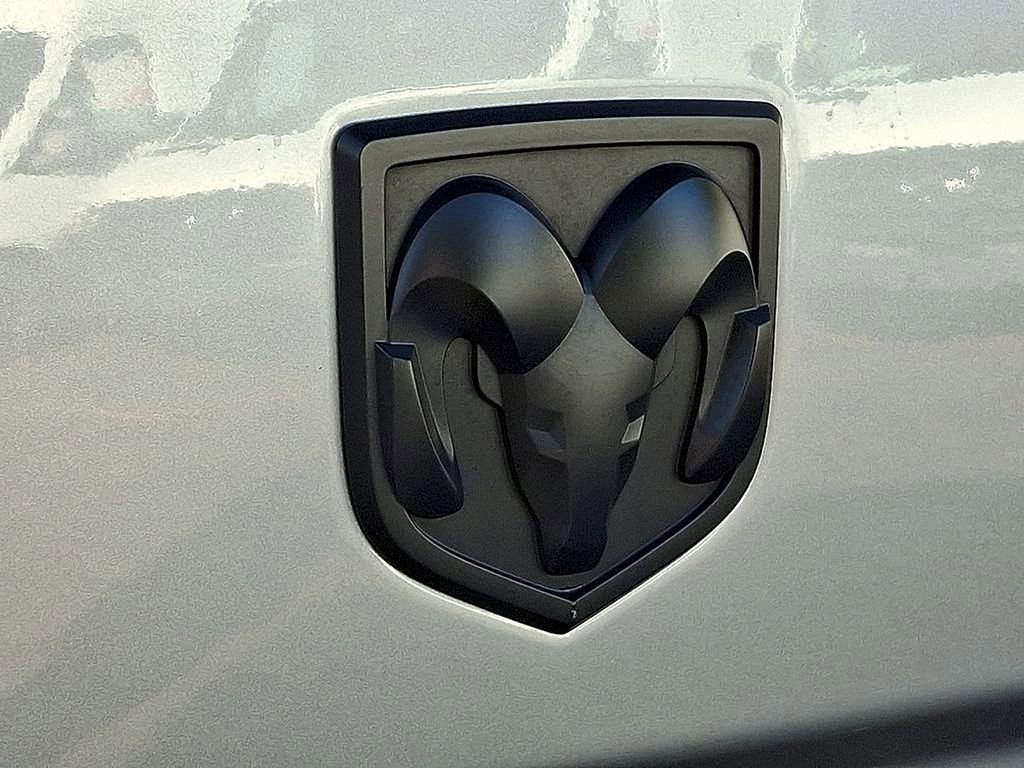 Used 2024 RAM 1500 Classic Warlock image 30