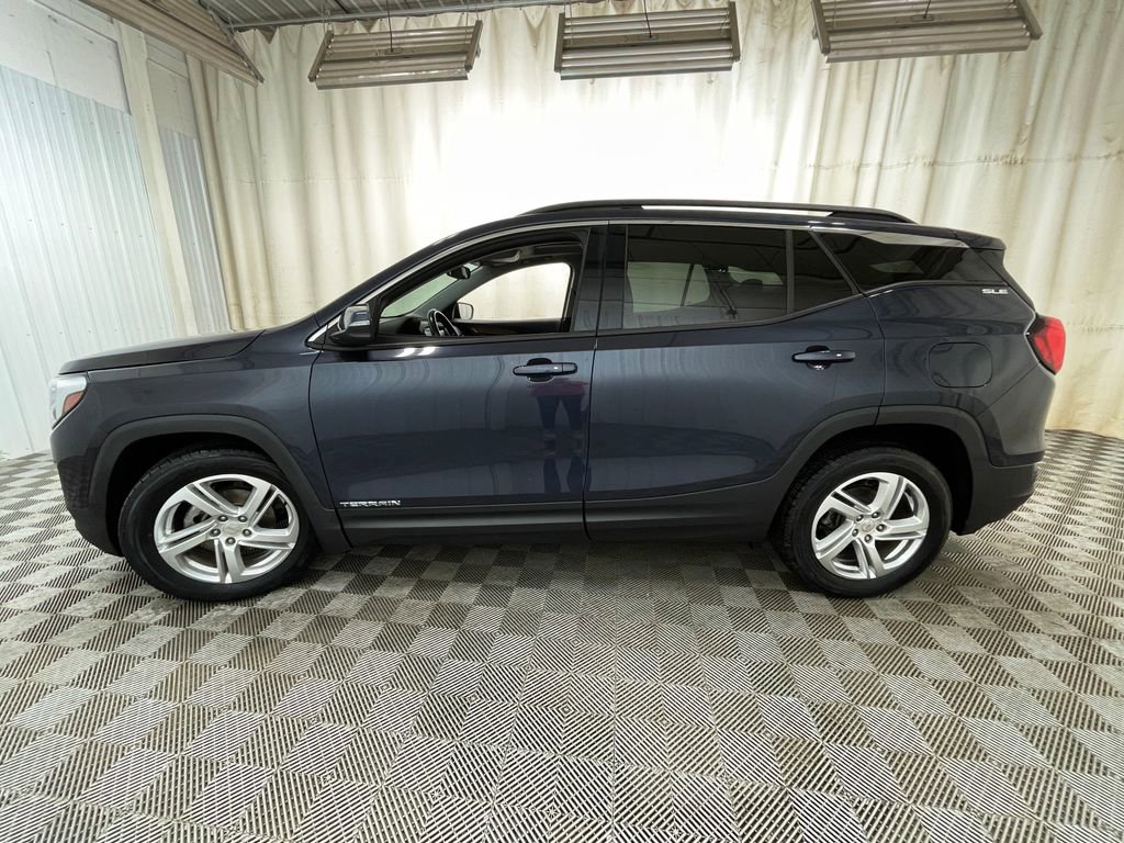 Certified 2018 GMC Terrain SLE w/ Driver Convenience Package image 17