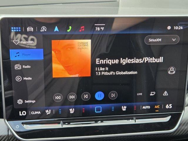 Used 2025 Volkswagen Golf R Black Edition image 20