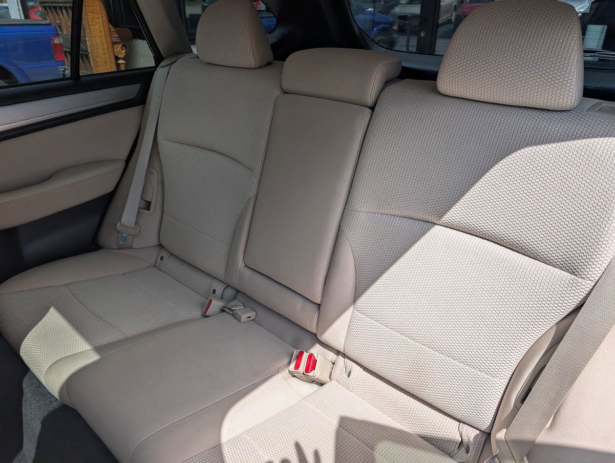 Used 2015 Subaru Outback 2.5i Premium AWD/4WD image 7