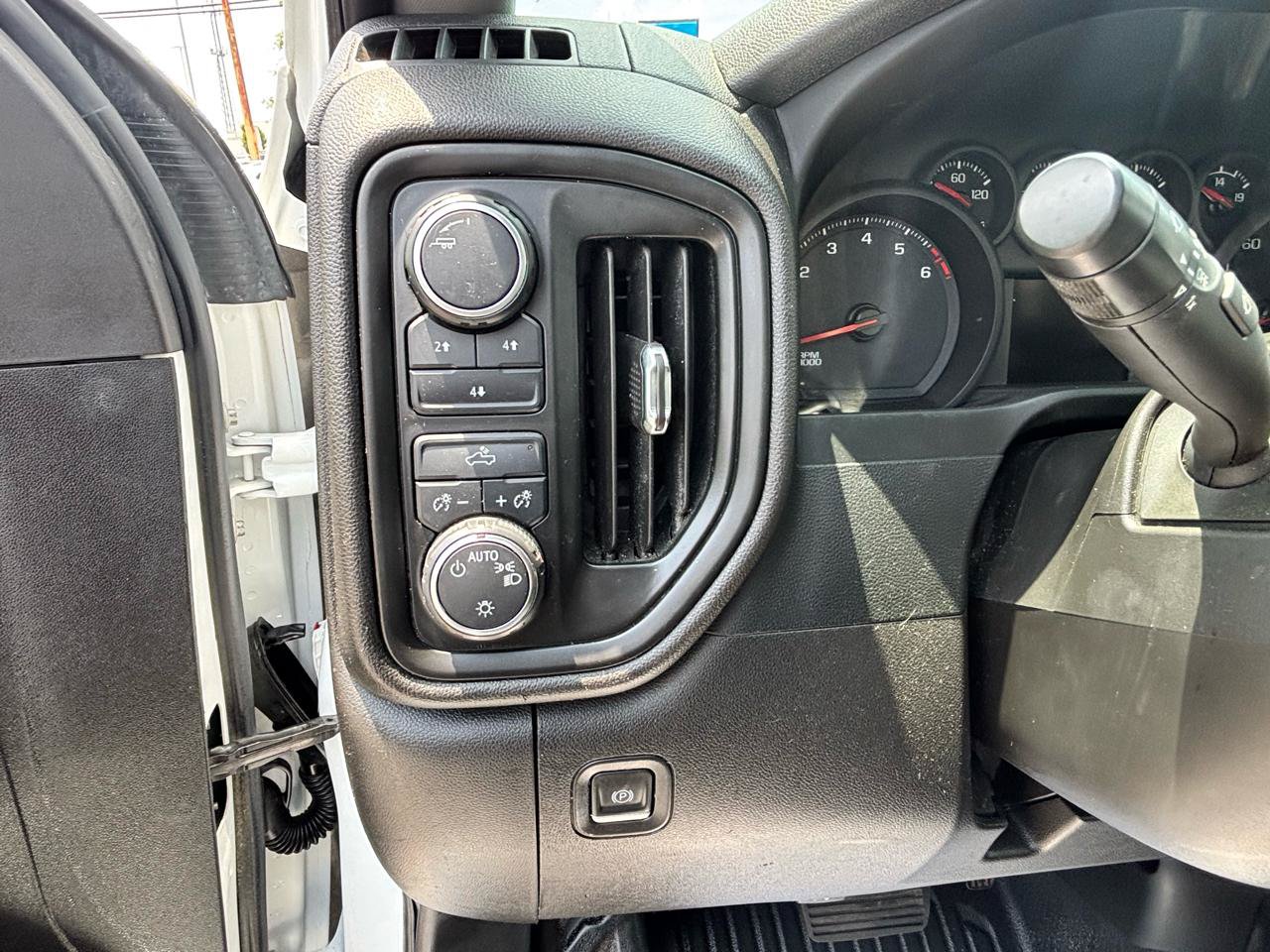 Used 2022 Chevrolet Silverado 2500 W/T w/ WT Fleet Convenience Package AWD/4WD image 25