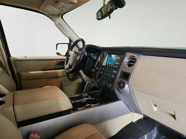 Used 2017 Ford Expedition EL Limited w/ Equipment Group 301A AWD/4WD image 25