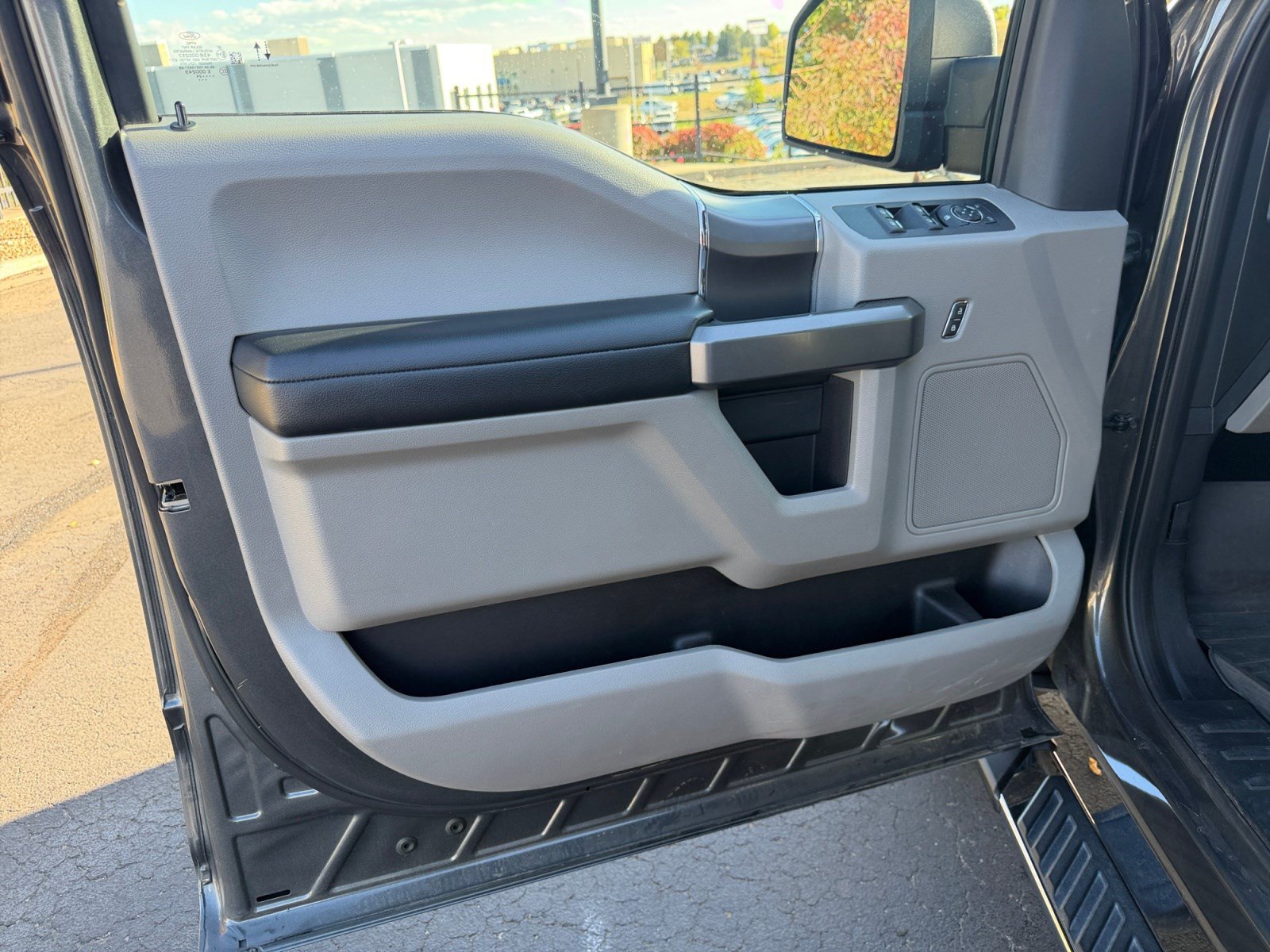 Used 2020 Ford F150 XLT w/ Equipment Group 302A Luxury AWD/4WD image 13
