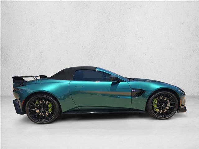 Used 2022 Aston Martin V8 Vantage Roadster RWD image 4