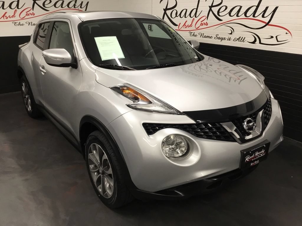 Used 2017 Nissan Juke SV AWD/4WD image 2