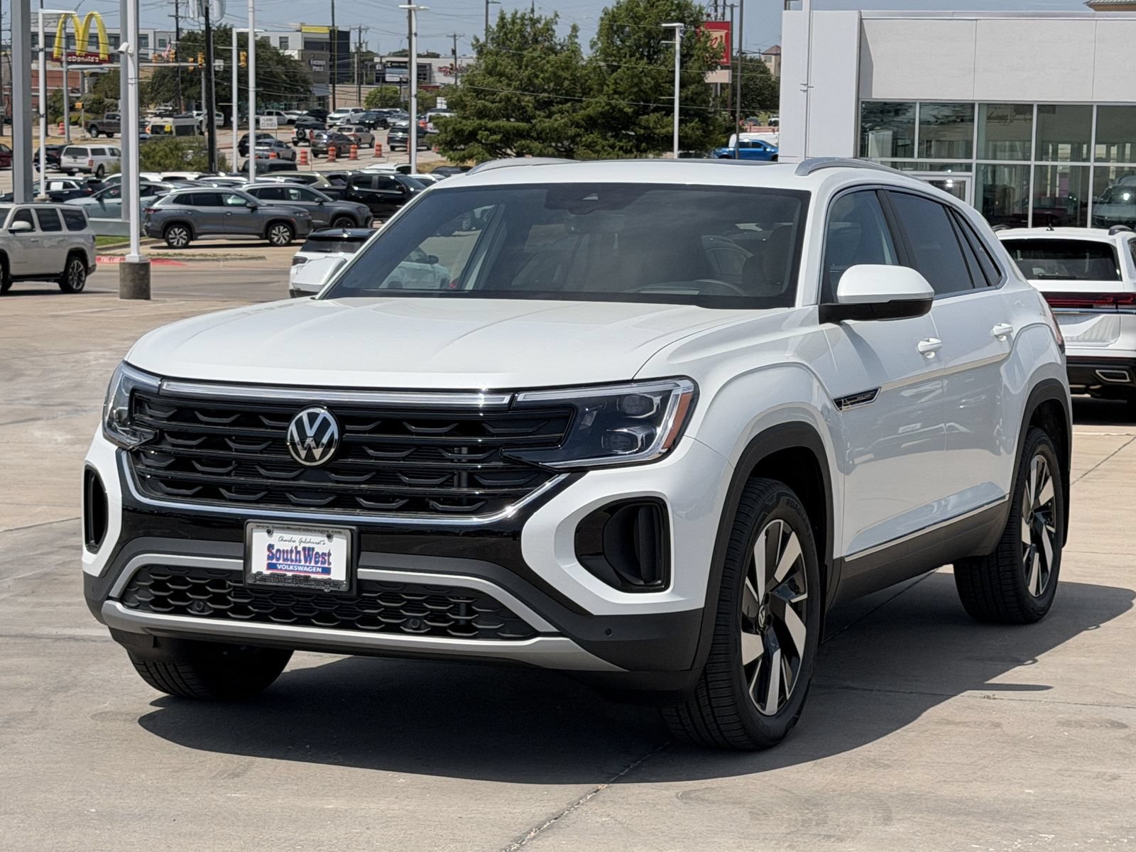 New 2026 Volkswagen Atlas Cross Sport SEL AWD/4WD image 8