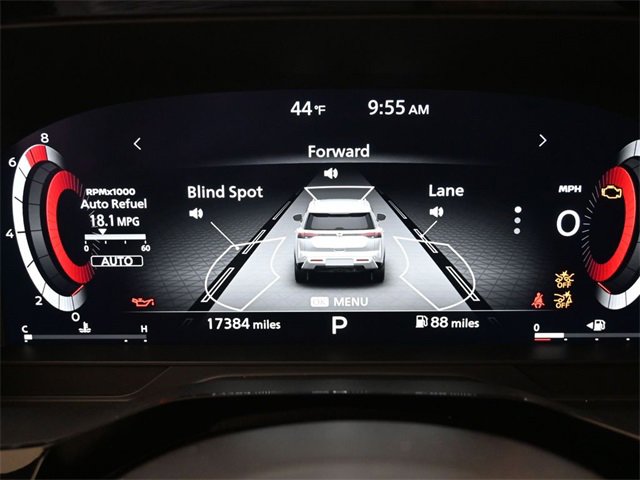 Used 2024 Nissan Pathfinder Platinum w/ Cargo Package image 28