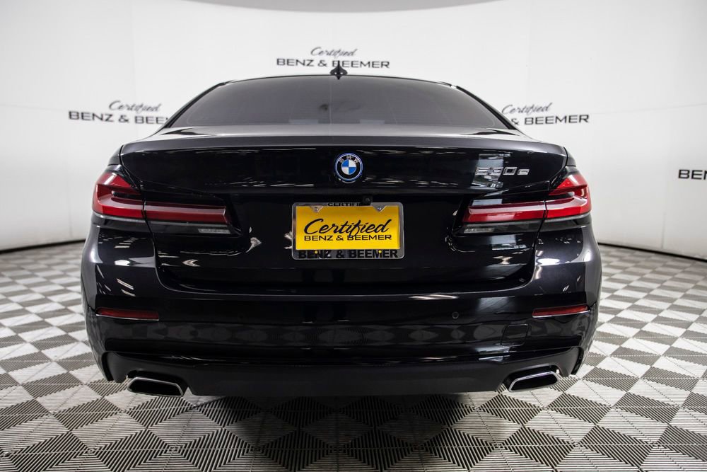 Used 2023 BMW 530e w/ Executive Package image 21